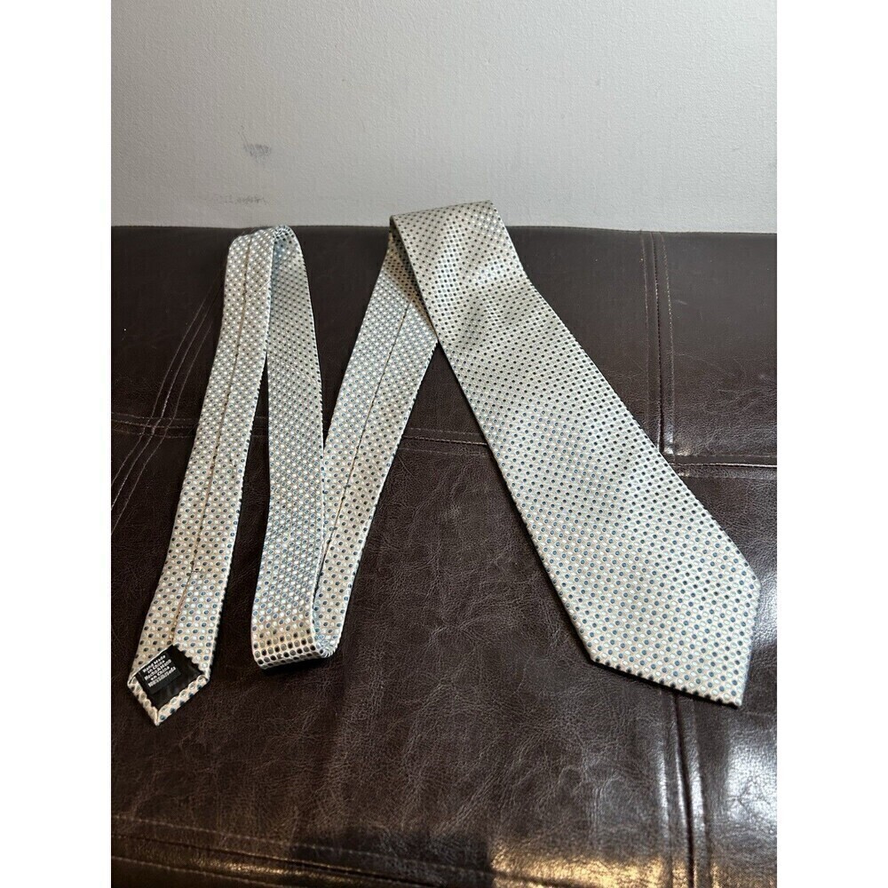 Croft & Barrow Gold Blue Hand Made 100% Silk Men’s Neck Tie